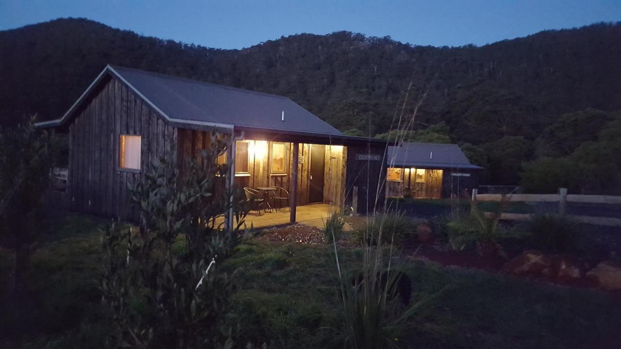 Rustic Hut Bush Retreat Acomodação com café da manhã Penguin Exterior foto
